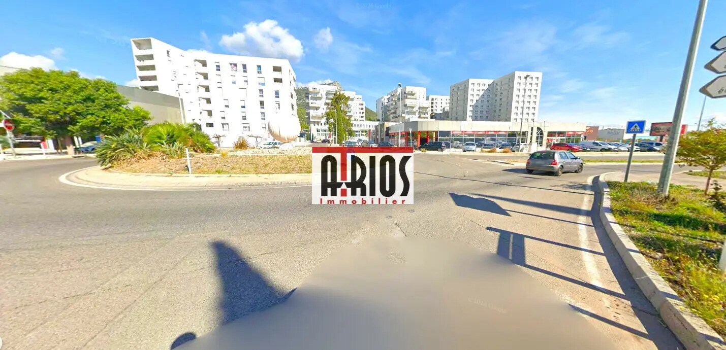 Local commercial dans La Valette-du-Var à louer Photo de l’immeuble– Image 1 sur 3