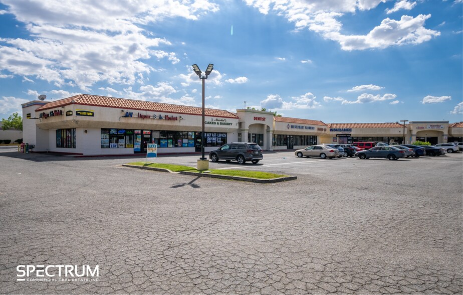 44201-44227 20th St W, Lancaster, CA à louer - Photo de l’immeuble – Image 2 sur 9