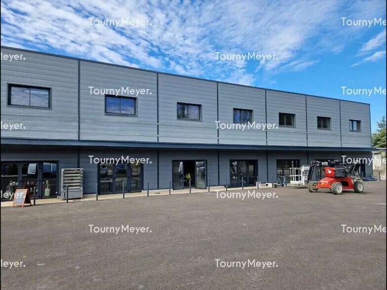 Local commercial dans Vedène à louer - Photo de l’immeuble – Image 1 sur 3
