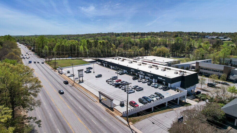 730-740 S Pleasantburg Dr, Greenville, SC à louer - Photo de l’immeuble – Image 3 sur 16