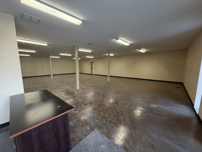 5427 Gessner Rd, Houston, TX à louer - Photo de l’immeuble – Image 3 sur 11