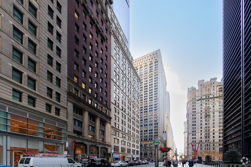150 Broadway, New York, NY à louer - Photo de l’immeuble – Image 2 sur 6
