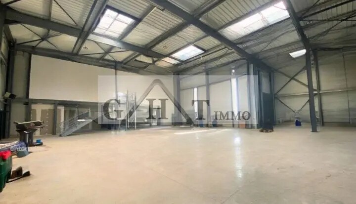 Industriel/Logistique dans Sacy-le-Grand à vendre Photo intérieure– Image 1 sur 4