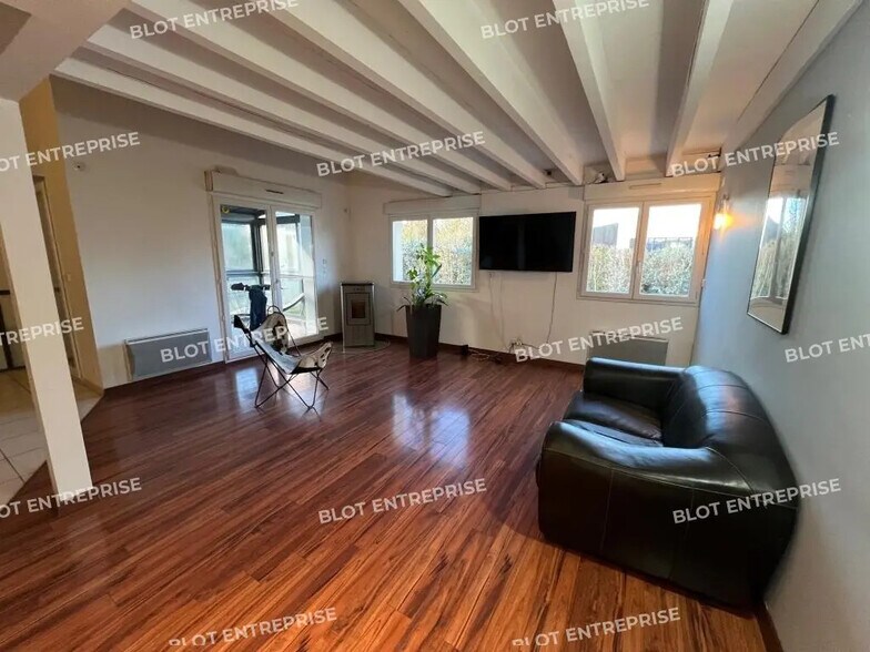 Bureau dans Pacé à louer - Photo intérieure – Image 3 sur 11