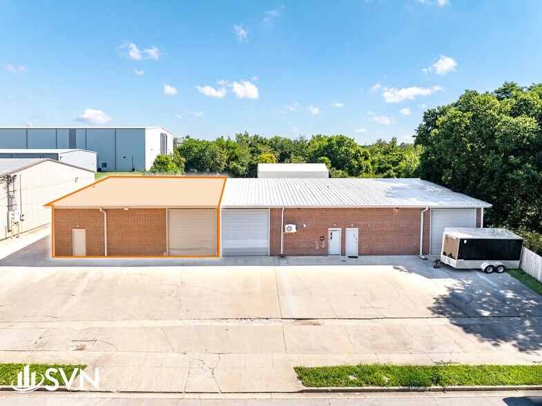 121 Kemper Dr, Nicholasville, KY à louer - Photo de l’immeuble – Image 1 sur 9