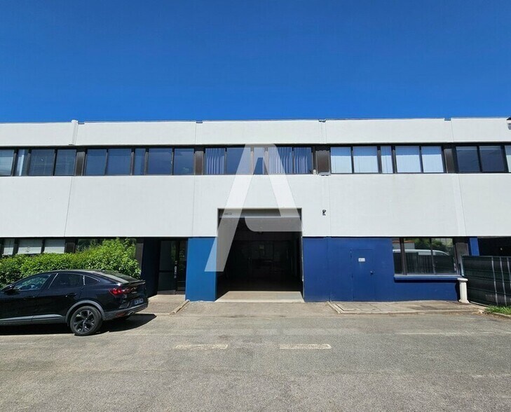 41 Rue Fourny, Buc à louer - Photo de l’immeuble – Image 2 sur 6