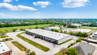 Plus de détails pour 1000-1008 N Commercial Blvd, Arlington, TX - Industriel/Logistique à louer