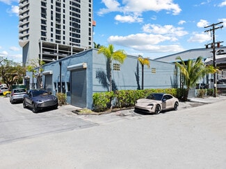 Plus de détails pour 201-207 SW 5th St, Fort Lauderdale, FL - Local commercial à louer