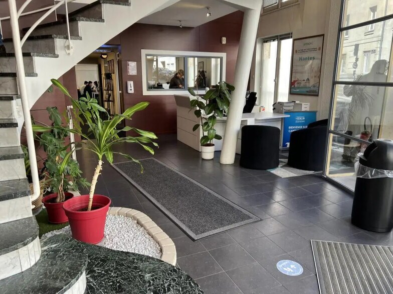 5 Rue D'Alger, Nantes à vendre - Hall d’entrée – Image 3 sur 12