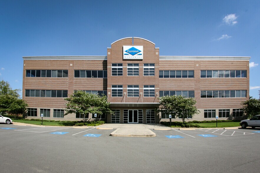 17300 Chenal Pky, Little Rock, AR à louer - Photo principale – Image 1 sur 25