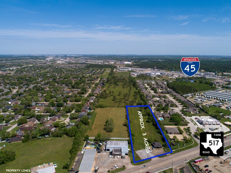 317 FM 517 Rd W, Dickinson, TX à vendre - Photo principale – Image 1 sur 6