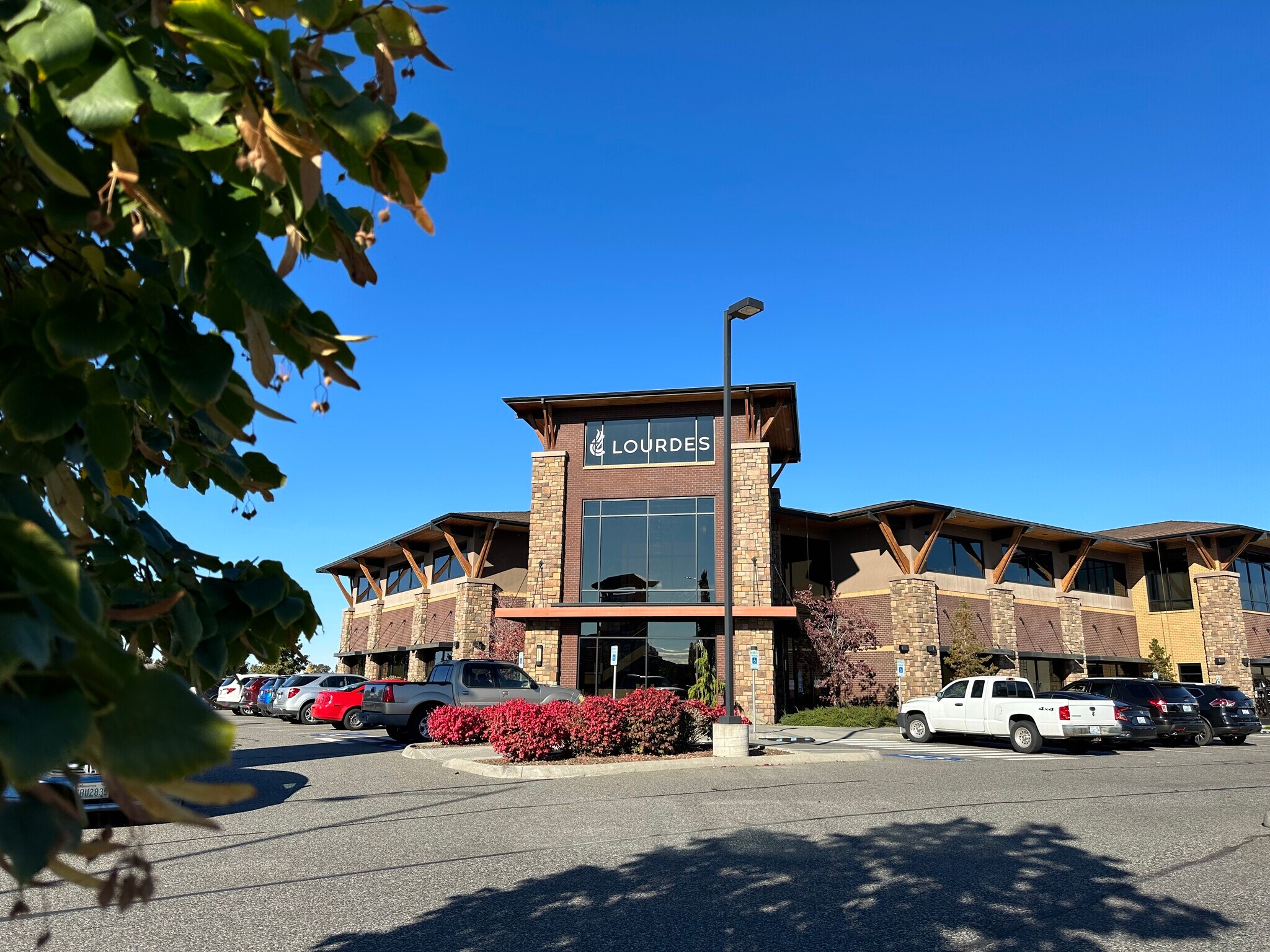 7425 Wrigley Dr, Pasco, WA à louer Photo de l’immeuble– Image 1 sur 9