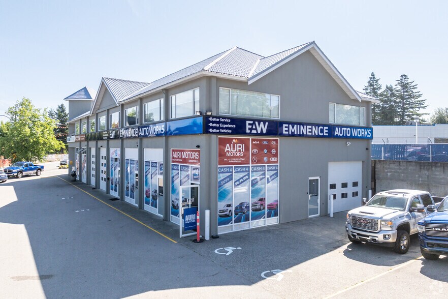 2570 King George Blvd, Surrey, BC à louer - Photo de l’immeuble – Image 1 sur 3