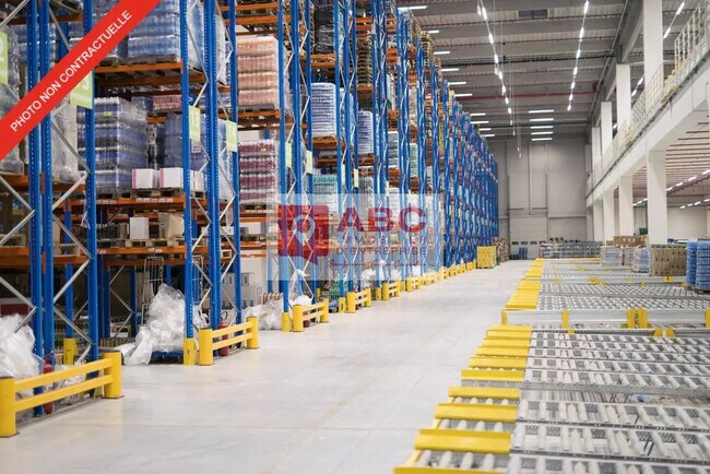 Plus de détails pour Local d'activités à louer