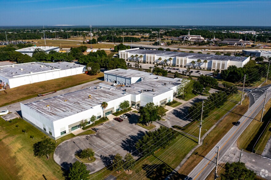 2855 Interstate Dr, Lakeland, FL à louer - Aérien – Image 2 sur 25