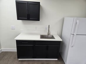 5716 Corsa Ave, Westlake Village, CA à louer Photo intérieure– Image 2 sur 6