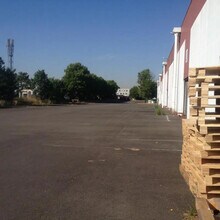 Industriel/Logistique dans Éragny à louer Photo de l’immeuble– Image 1 sur 8