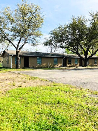Plus de détails pour 220 Bois D Arc St, Canton, TX - Logement à vendre
