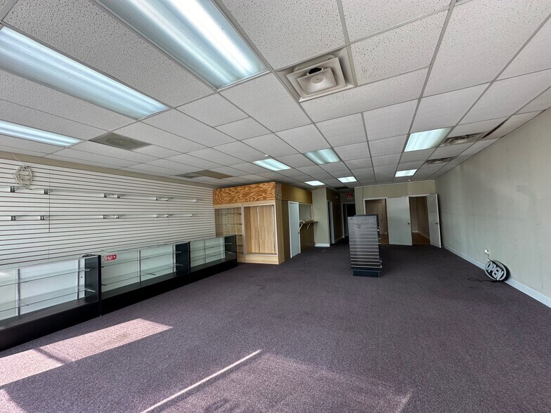 946-966 N Tennessee St, Cartersville, GA à louer - Photo de l’immeuble – Image 3 sur 11