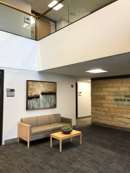 6600 City West Pky, Eden Prairie, MN à louer - Photo intérieure – Image 2 sur 6