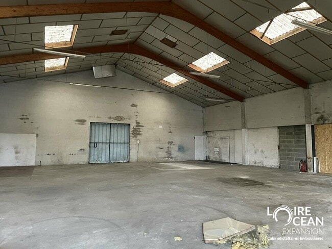 Plus de détails pour Industriel/Logistique à vendre