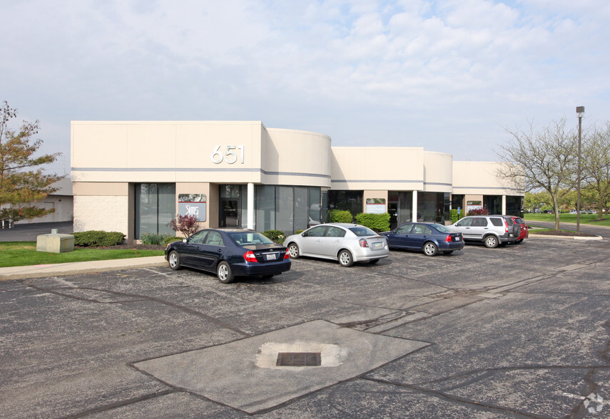 651 Lakeview Plaza Blvd, Worthington, OH à louer - Photo principale – Image 1 sur 26