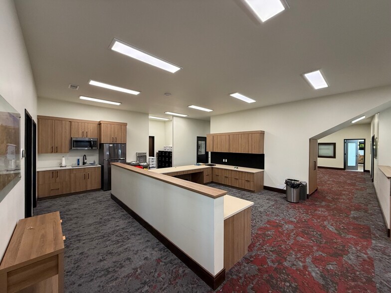 3202 W 5000 S, Rexburg, ID à louer - Photo intérieure – Image 2 sur 12