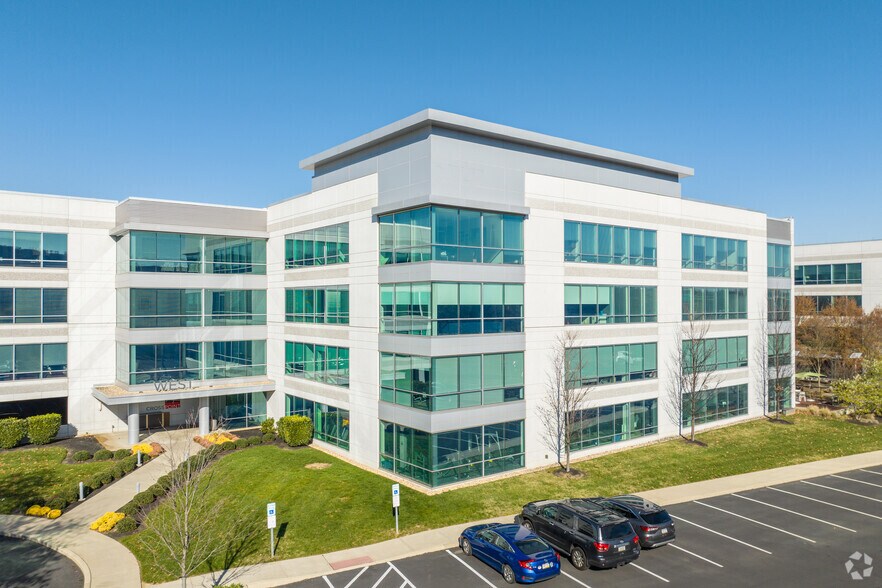 550 E Swedesford Rd, Wayne, PA à louer - Photo de l’immeuble – Image 1 sur 14
