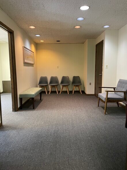 600 McKnight Park Dr, Pittsburgh, PA à louer - Photo intérieure – Image 3 sur 48