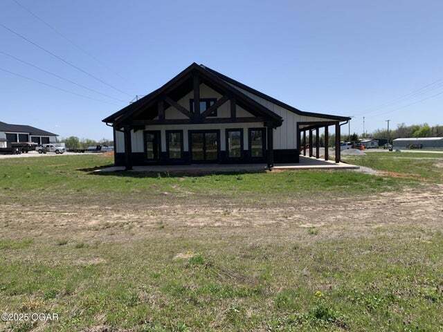 13225 Jay Drive, Neosho, MO à vendre - Photo de l’immeuble – Image 3 sur 9