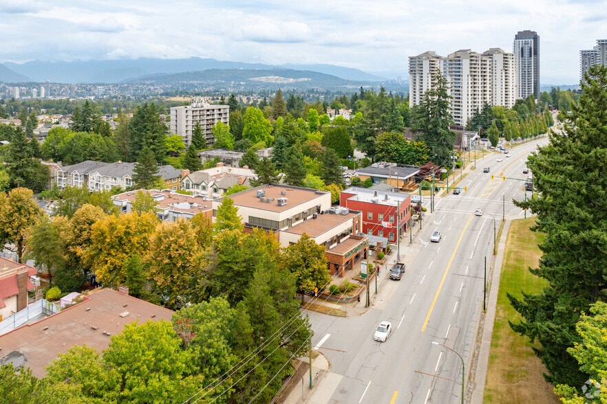 3959-3965 Kingsway, Burnaby, BC à louer - Aérien – Image 2 sur 2