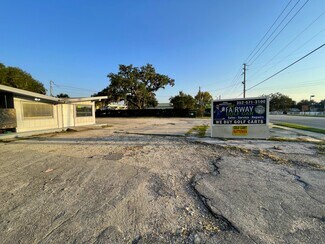 Plus de détails pour 830 S Main St, Wildwood, FL - Local commercial à vendre