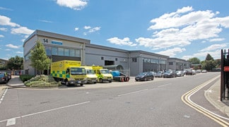 Plus de détails pour Clock Tower Rd, Isleworth - Local d'activités à louer