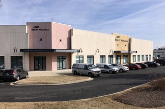 Plus de détails pour 8601 Ritchie Dr, Capitol Heights, MD - Industriel/Logistique à louer