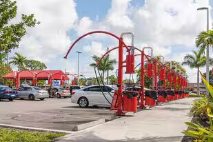 Walmart Anchored Center portefeuille de 3 biens à vendre sur LoopNet.fr - Photo principale – Image 3 sur 3