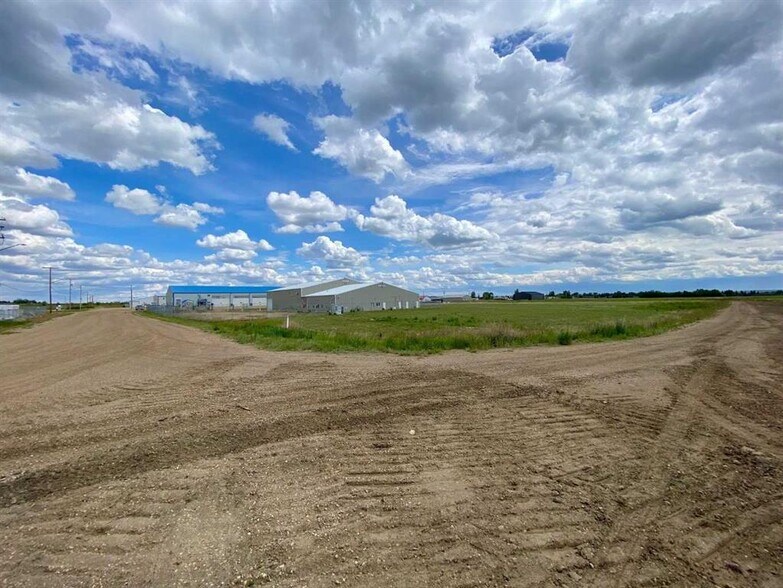 5508 Guardian Street Macklin SK S0L 2C0, Macklin, SK à vendre - Photo de l’immeuble – Image 2 sur 12