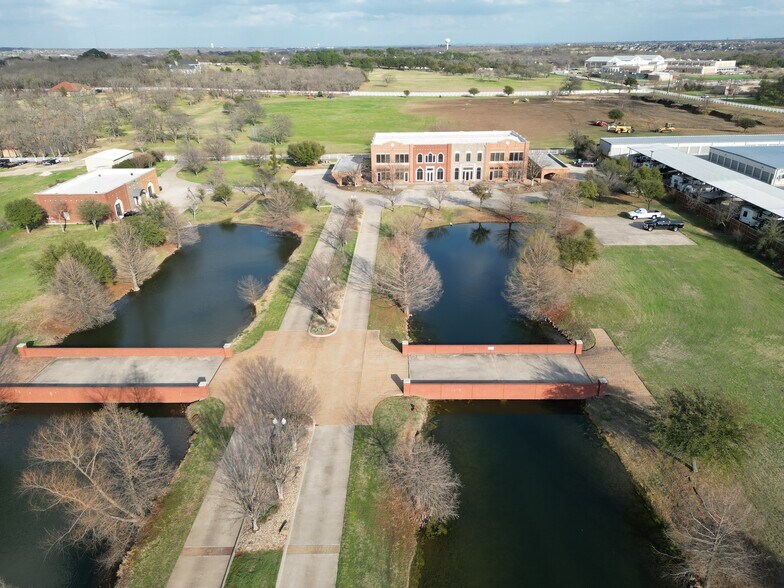 11351 Hilltop Rd, Argyle, TX à vendre - Photo de l’immeuble – Image 2 sur 4