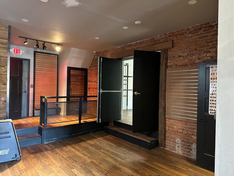 3946-3948 Lancaster Ave, Philadelphia, PA à vendre - Photo de l’immeuble – Image 3 sur 32