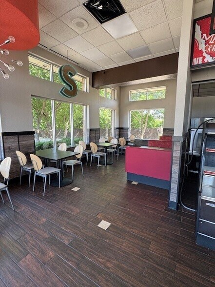 2000 W Southlake Blvd, Southlake, TX à louer - Photo intérieure – Image 3 sur 11