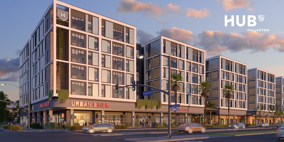 2601 E Chapman Ave, Fullerton, CA à louer - Photo de l’immeuble – Image 2 sur 2