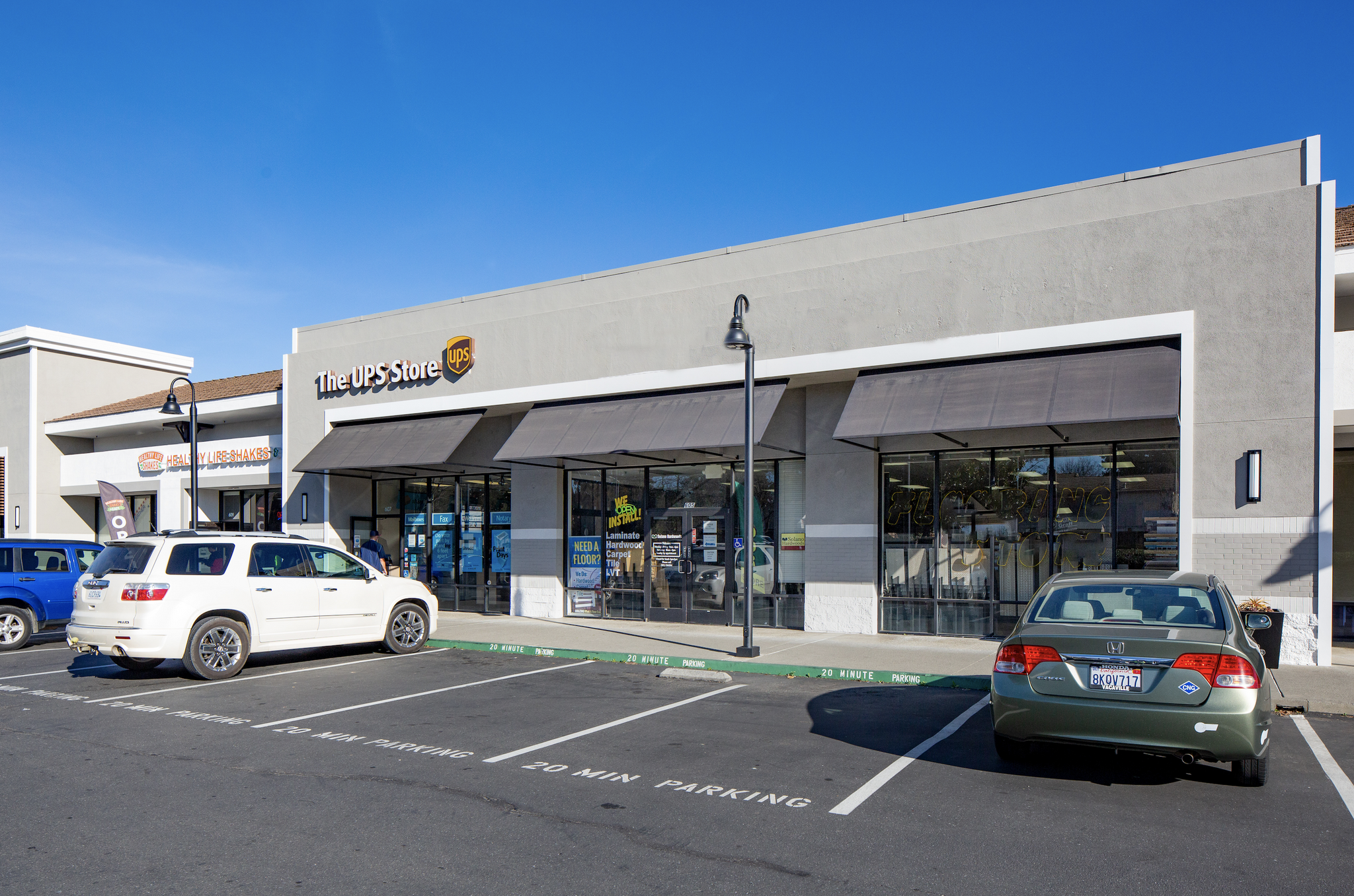 601-681 Elmira Rd, Vacaville, CA à louer Photo de l’immeuble– Image 1 sur 1