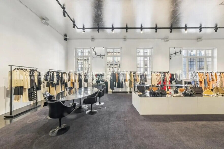 Bureau dans Paris à louer - Photo de l’immeuble – Image 2 sur 17