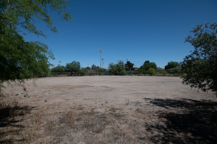 3450 N Dodge Blvd, Tucson, AZ à vendre - Photo principale – Image 3 sur 15