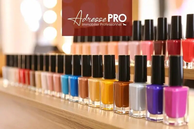 Local commercial dans Arcachon à louer - Photo de l’immeuble – Image 2 sur 3