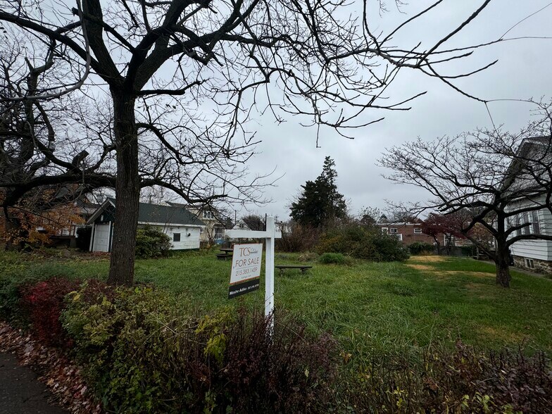 8010 Summerdale Ave, Philadelphia, PA à vendre - Photo principale – Image 1 sur 3