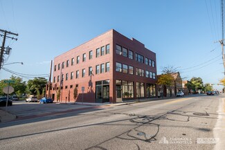 Plus de détails pour 12501 Madison Ave, Lakewood, OH - Bureau à louer