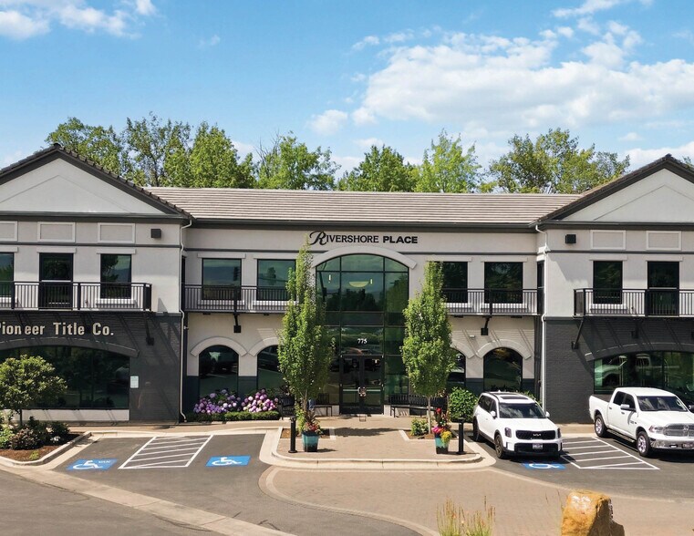 775 S Rivershore Ln, Eagle, ID à louer - Photo de l’immeuble – Image 2 sur 6