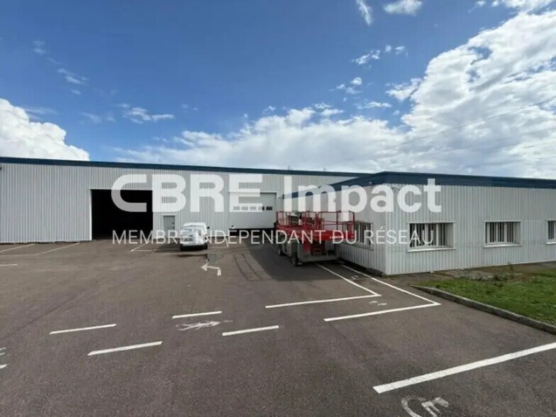 Industriel/Logistique dans Saint-Apollinaire à louer - Photo de l’immeuble – Image 2 sur 7