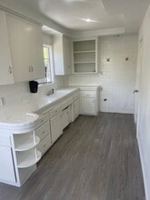 872 Huntley Dr, West Hollywood, CA à louer Photo intérieure– Image 2 sur 12