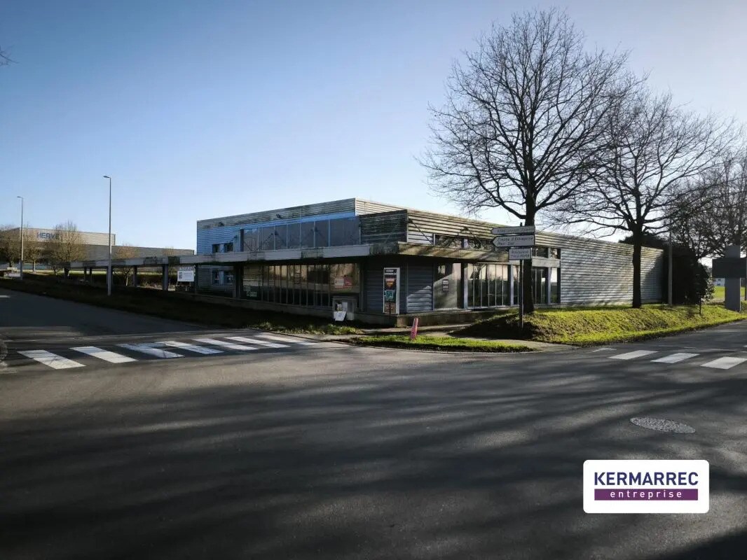 Local d’activités dans Vitré à louer Photo de l’immeuble– Image 1 sur 7